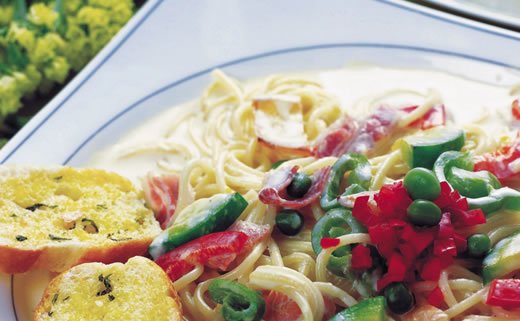 Špageti s artičokama, tikvicama i limunom (Bob Greene dijeta)