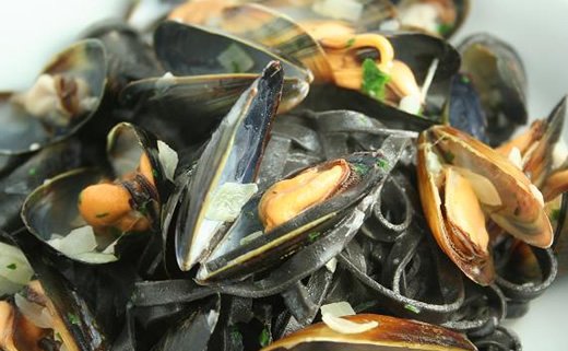 Dagnje s Iinguine tjesteninom