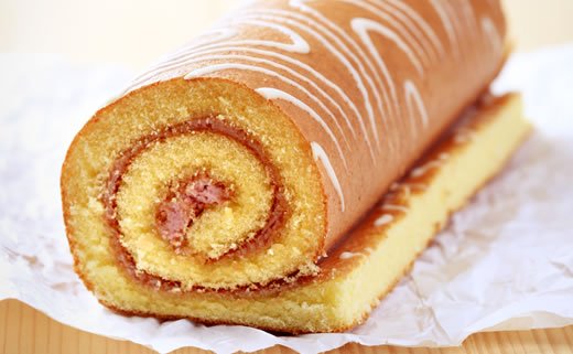 Rolada s marelicom i lješnjakom