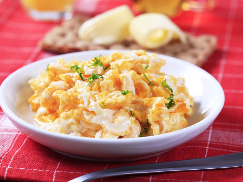 Omlet s dimljenim lososom (dijeta 5 faktora)