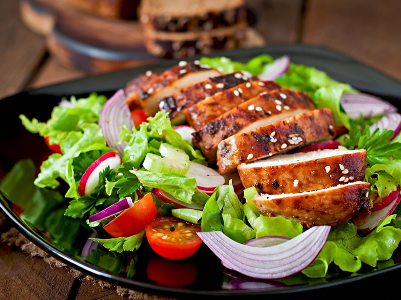 Pečena pileća prsa sa sokom od naranče (Atkinsonova dijeta)