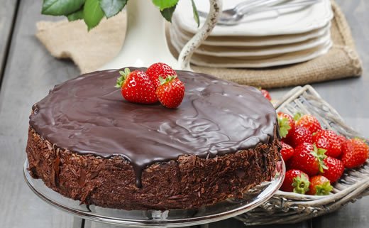 Čokoladna badem torta