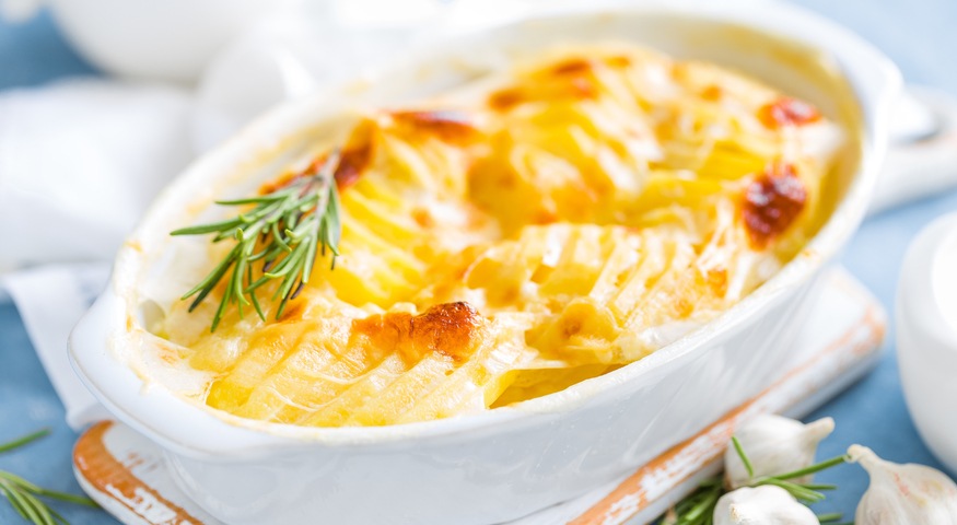 Složenac od krumpira i poriluka