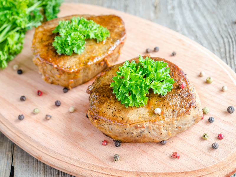 Svinjetina i marelice u loncu