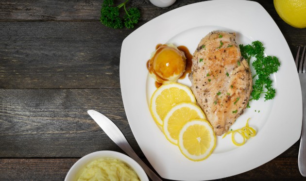 Piletina s kaduljom i limunom