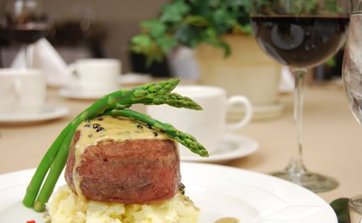 Teleći kotleti punjeni špinatom i pršutom