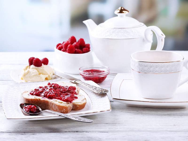 Kolač od naranče s marmeladom