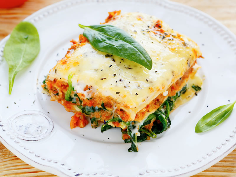 Lazanje s kobasicama i tikvicama