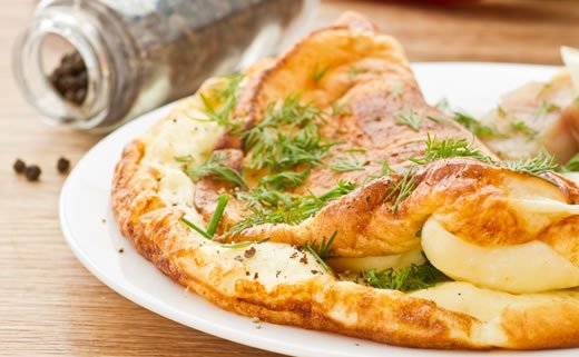 Omlet sa sirom i špinatom