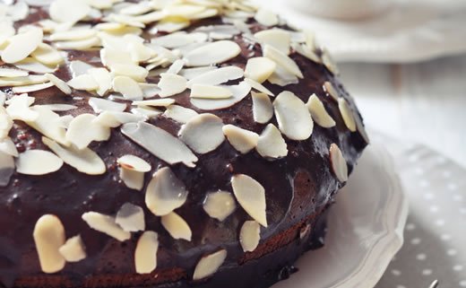 Čokoladna torta s orasima