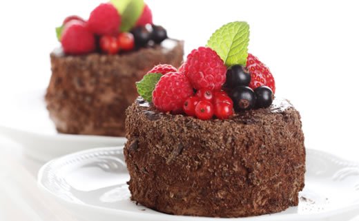 Čokoladna torta s malinama