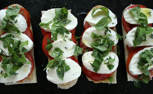 Kuhana jaja s rukolom