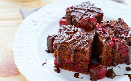 Brownies s kremom od malina