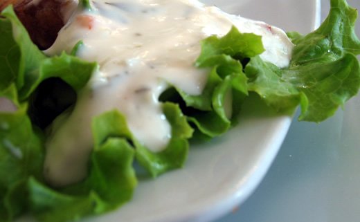 Preljev od jogurta za salatu