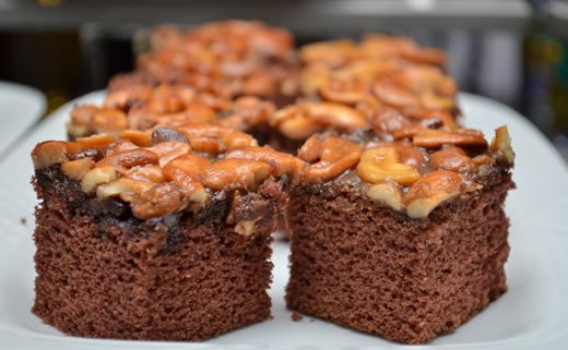 Čokoladne kocke s orasima