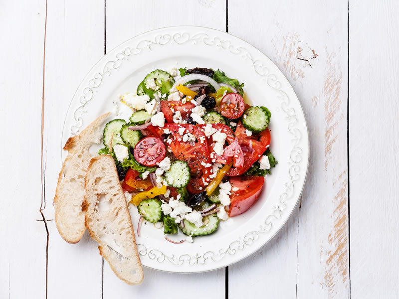 Salata s krastavcima i rajčicom