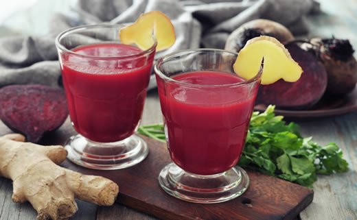 Sok od cikle i jabuka