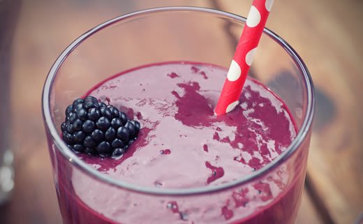 Fini smoothie od kupina