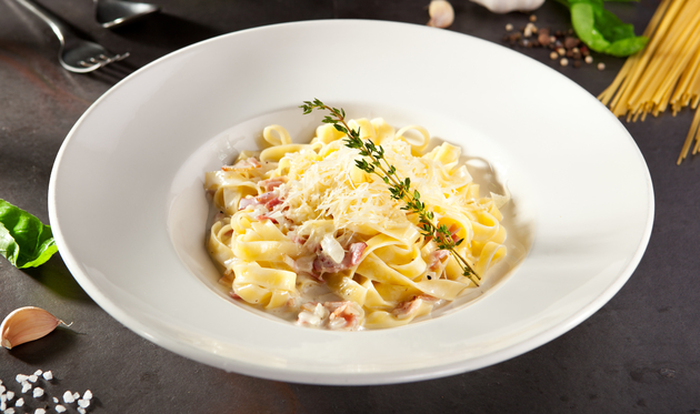 Kremasta tjestenina sa sirom