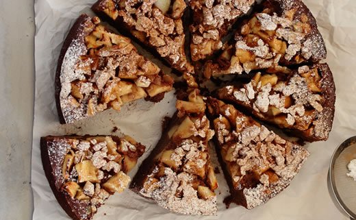 Torta s lješnjacima i Nutellom