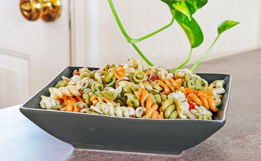 Tjestenina s brokulom i grožđem