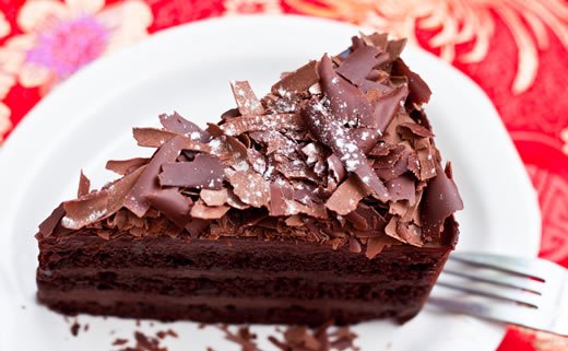 Slojevita čokoladna torta