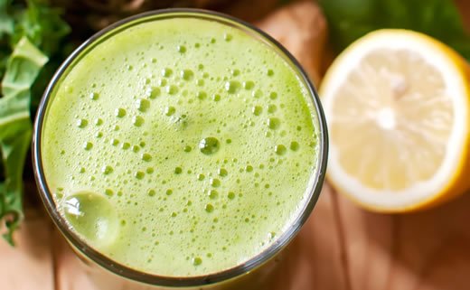 Smoothie od špinata i ananasa