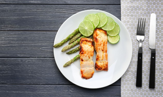 Losos s đumbirom i limetom