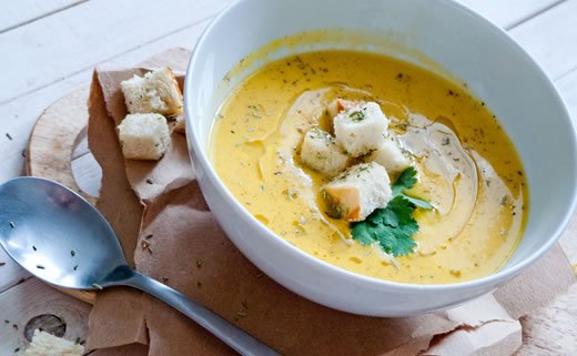 Juha od tikvica i bosiljka