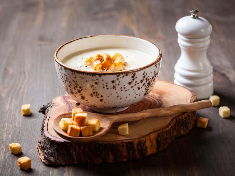 Mediteranska pileća juha