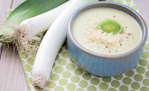 Juha od krastavaca i poriluka