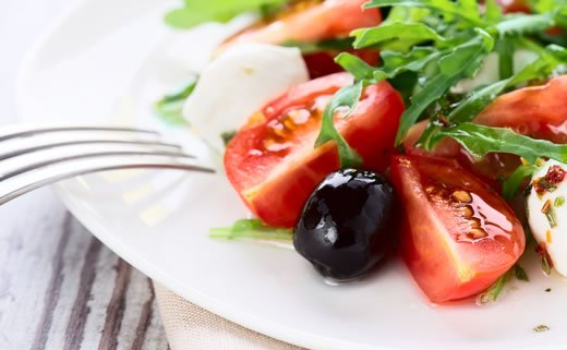 Salata od borovnica i kupusa