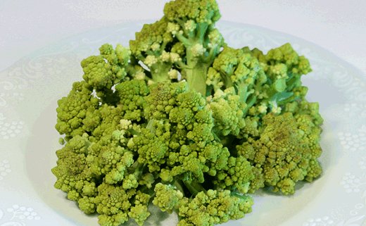 Pečena brokula s limunom, češnjakom i kikirikijem