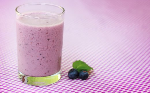 Smoothie od borovnica i đumbira