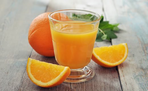 Sok od naranče, mrkve i đumbira