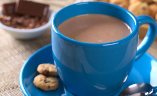 Vruća čokolada s cimetom i kokosom