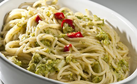 Tjestenina sa špinatom i posnim sirom