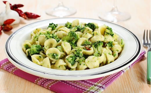 Tjestenina sa slaninom i prokulicama