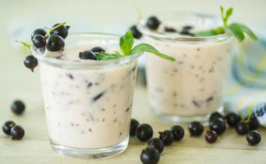 Smoothie od borovnica i jogurta