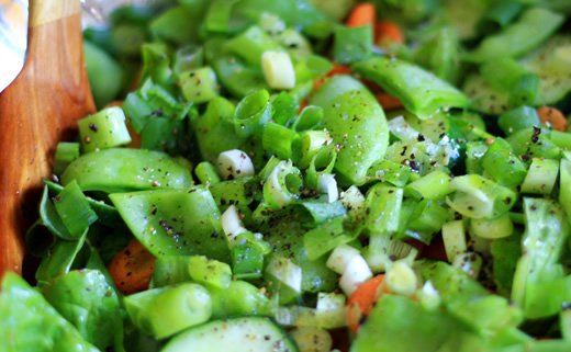 Salata od feta sira i graška