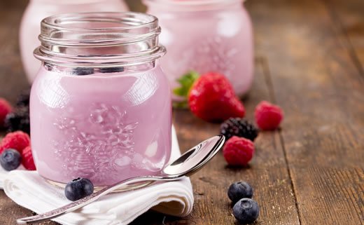 Smoothie od borovnica, banane i jogurta