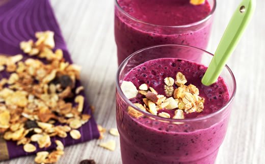 Smoothie od bobičastog voća i zobenih pahuljica