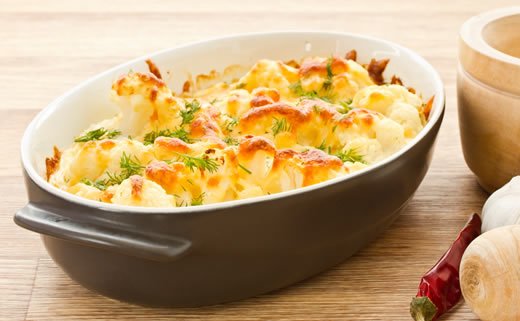 Složenac od tjestenine, tune i parmezana