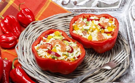 Paprike punjene piletinom i feta sirom