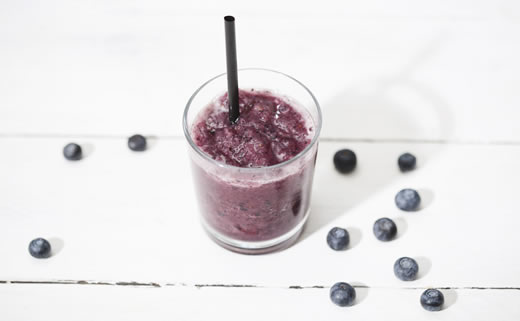 Smoothie od borovnica, limete i đumbira