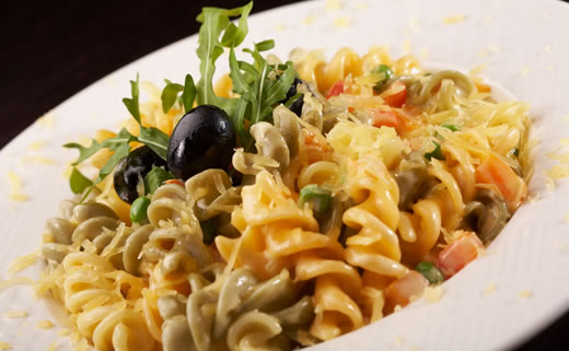 Tjestenina s maslinama i tunom