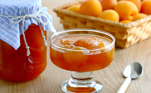 Džem od breskvi i chia sjemenki