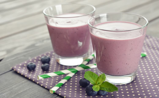Smoothie od borovnica, naranče i meda