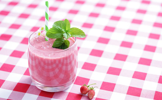 Smoothie od jagoda i manga