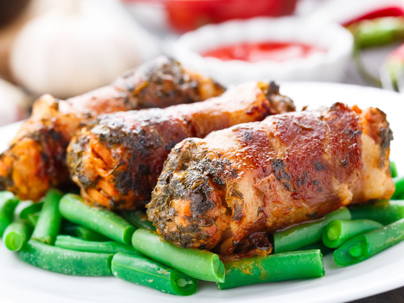 Pileće rolice s jabukama i brusnicama